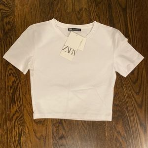 Zara NWT white short sleeve tee, xs